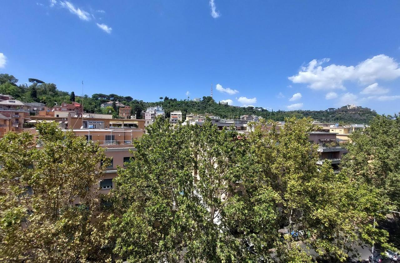 4Bnb - Trionfale Apartment Рим Екстериор снимка